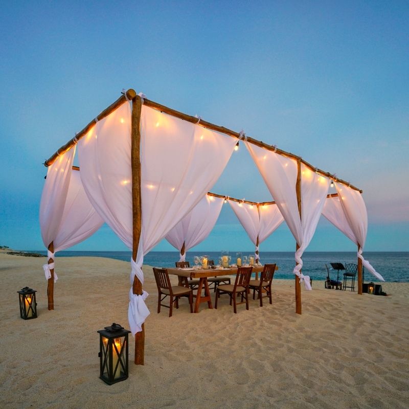 private chef dinner on the beach in Los Cabos